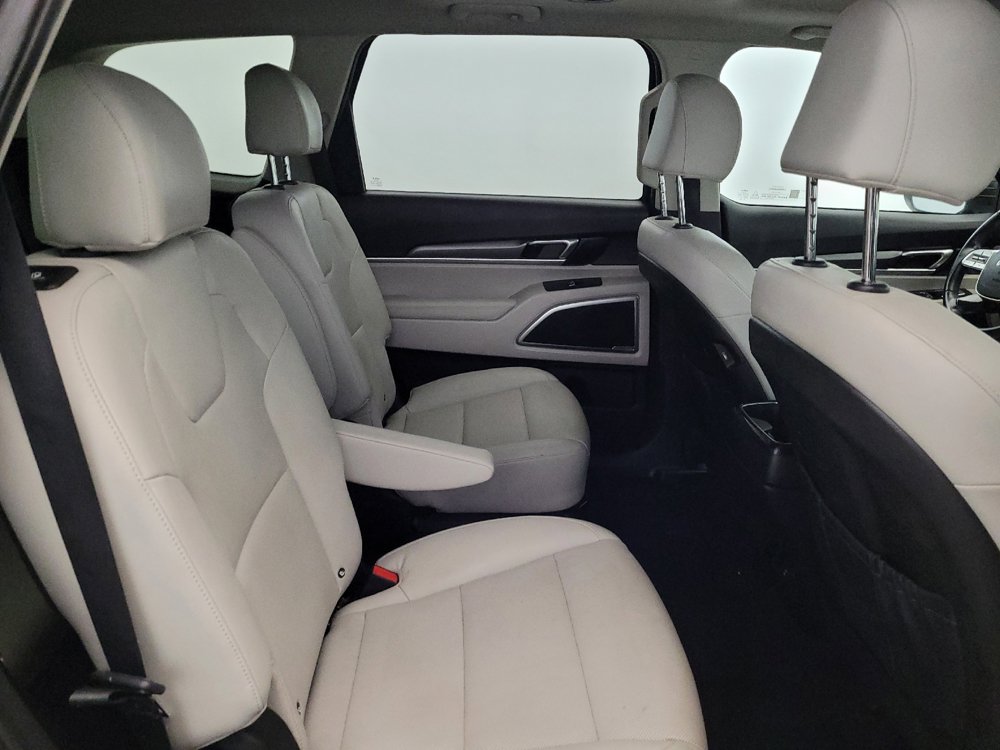 Used 2022 Kia Telluride S FWD image 19