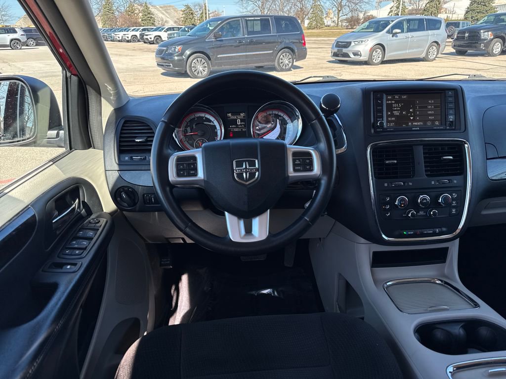 Certified 2016 Dodge Grand Caravan SXT w/ Rear Park Assist Package image 16