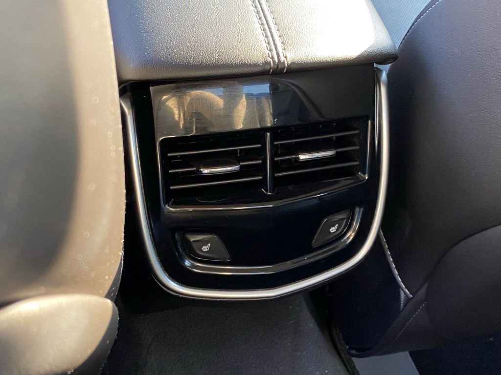 Used 2015 Cadillac XTS Luxury image 27