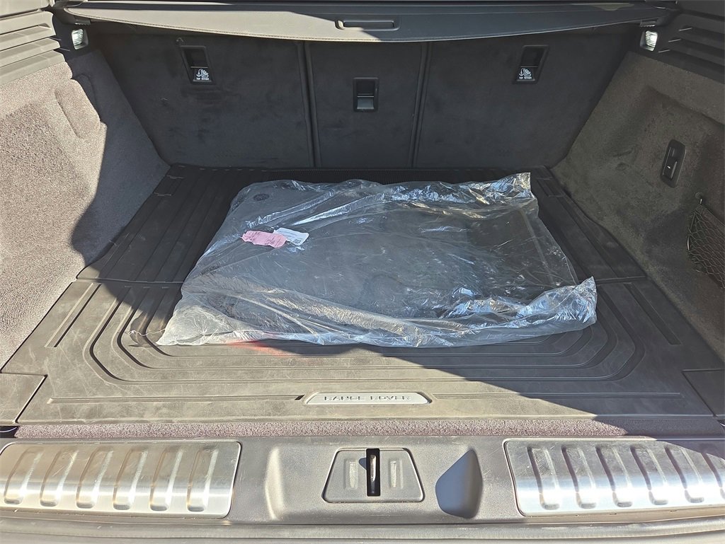 Used 2025 Land Rover Range Rover Sport Dynamic SE image 31