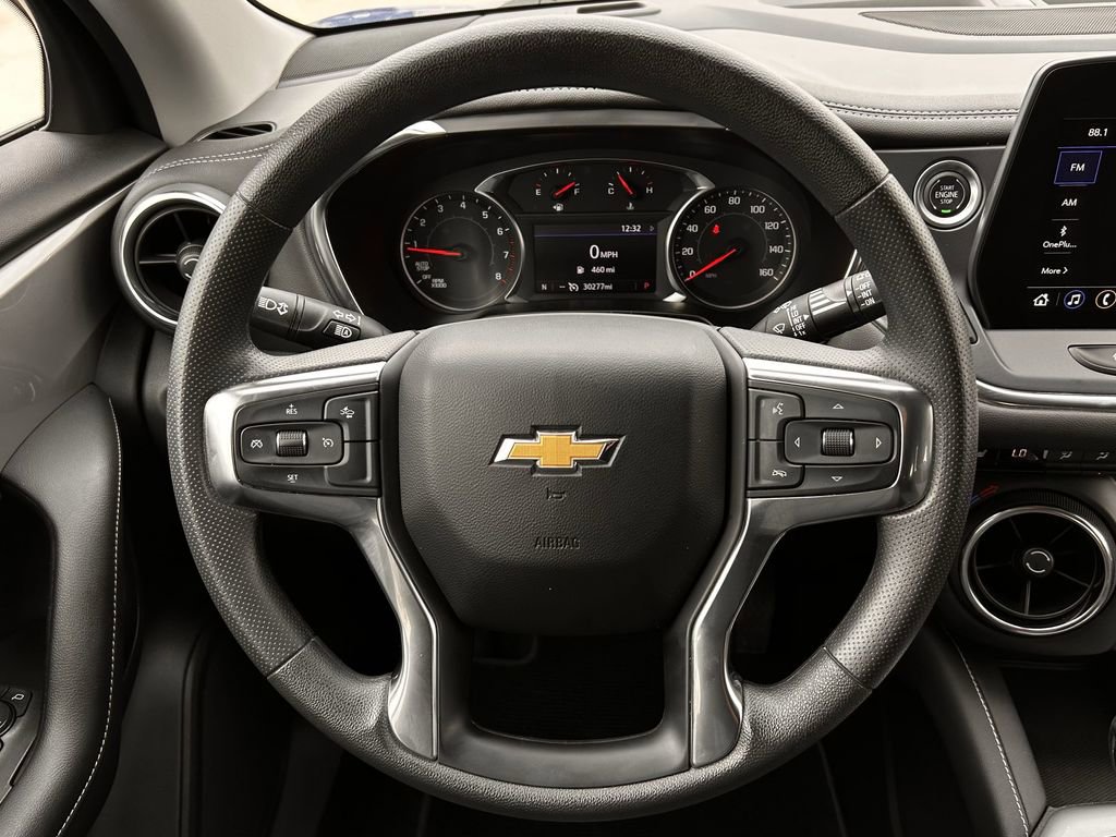 Used 2025 Chevrolet Blazer LT image 13