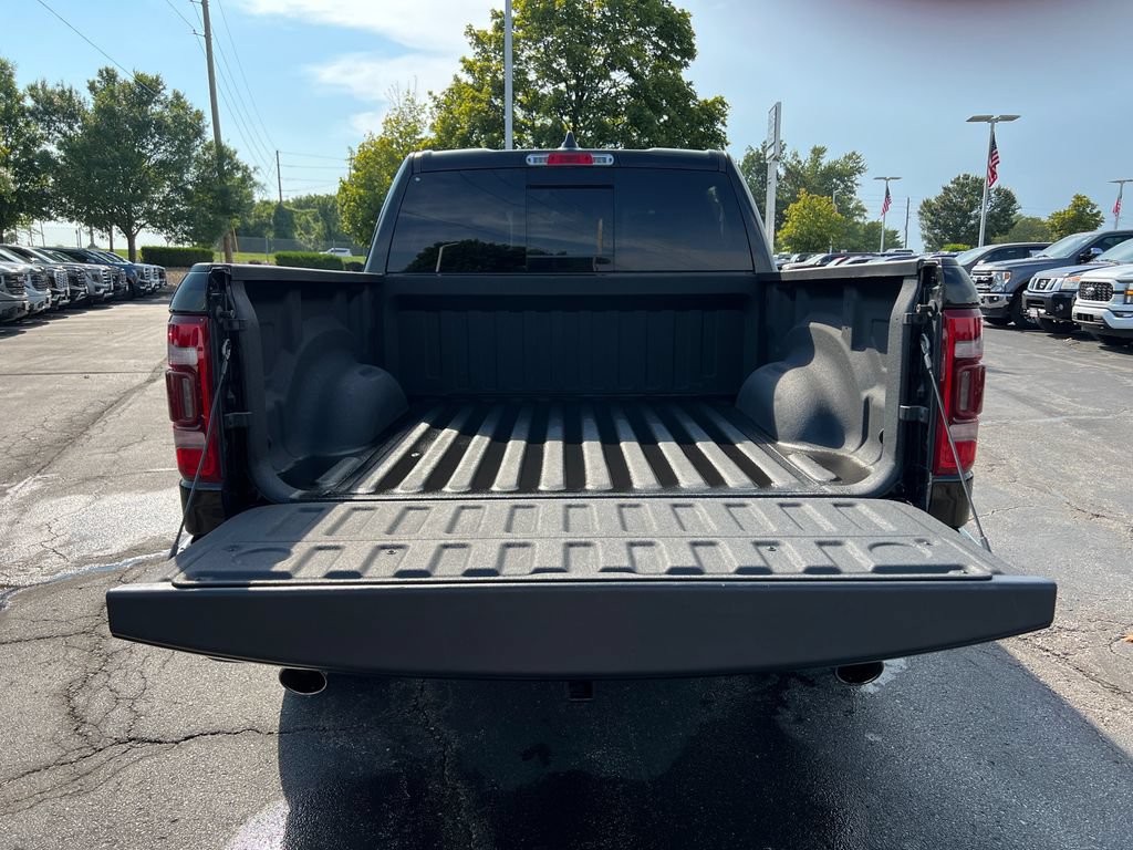 Used 2023 RAM 1500 Laramie AWD/4WD image 9