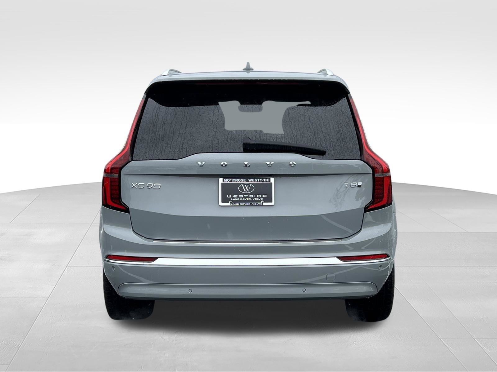 New 2026 Volvo XC90 T8 Plus w/ Protection Package Premier AWD/4WD image 4