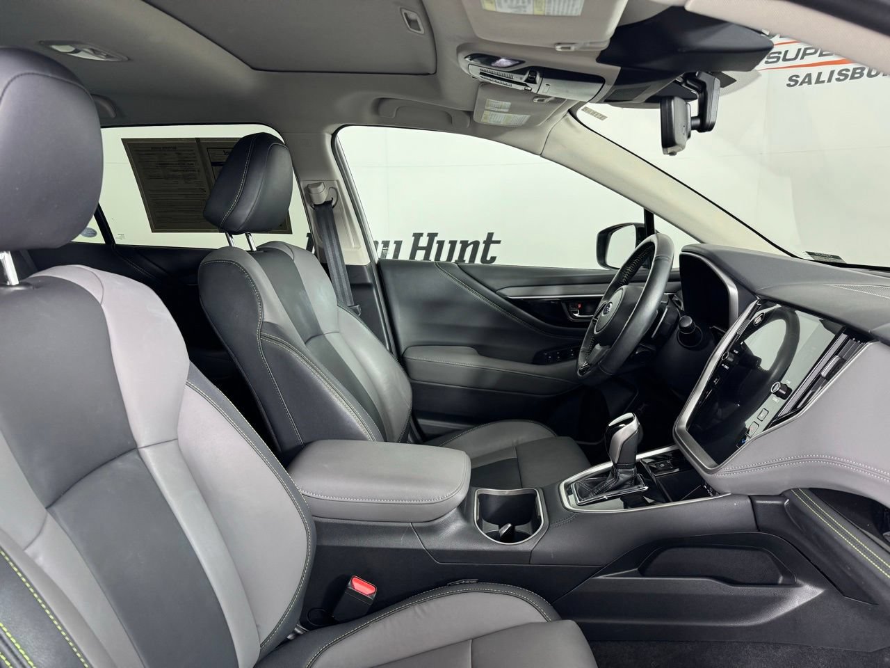 Used 2025 Subaru Outback Onyx Edition AWD/4WD image 48
