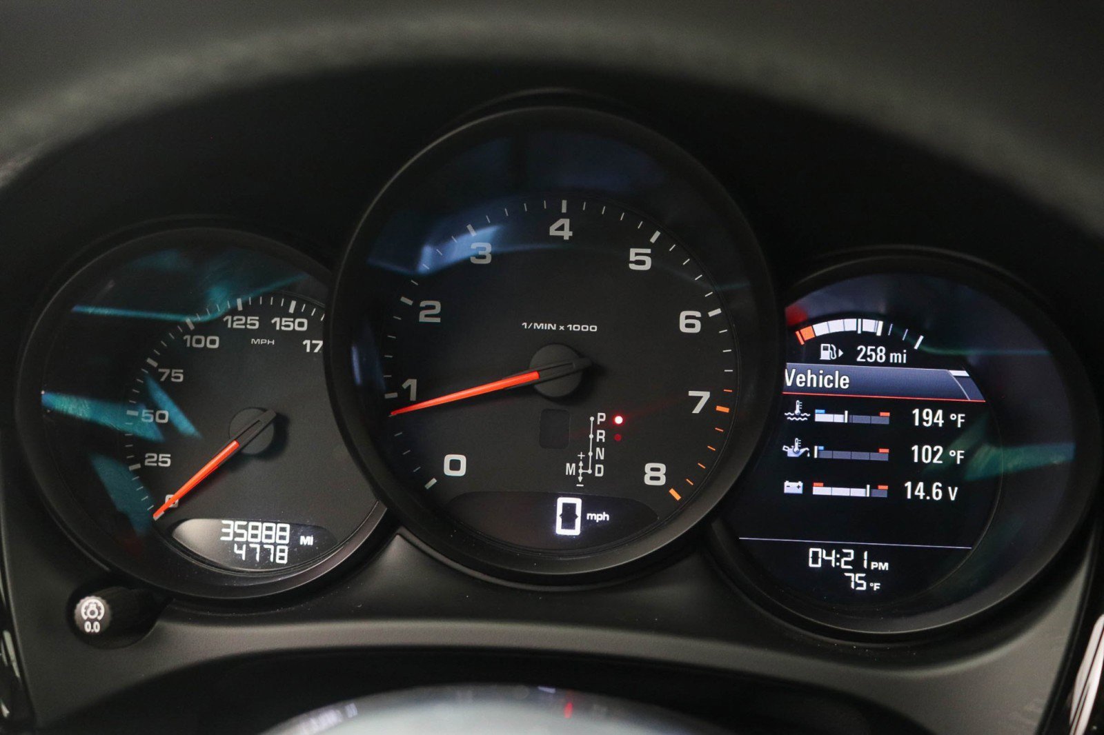 Used 2021 Porsche Macan AWD/4WD image 31