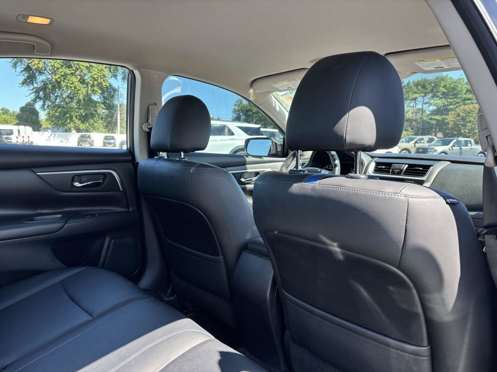 Used 2018 Nissan Altima 2.5 SR w/ SR Midnight Edition FWD image 14