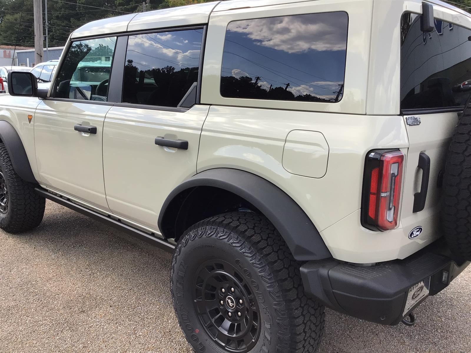 New 2026 Ford Bronco Badlands AWD/4WD image 14
