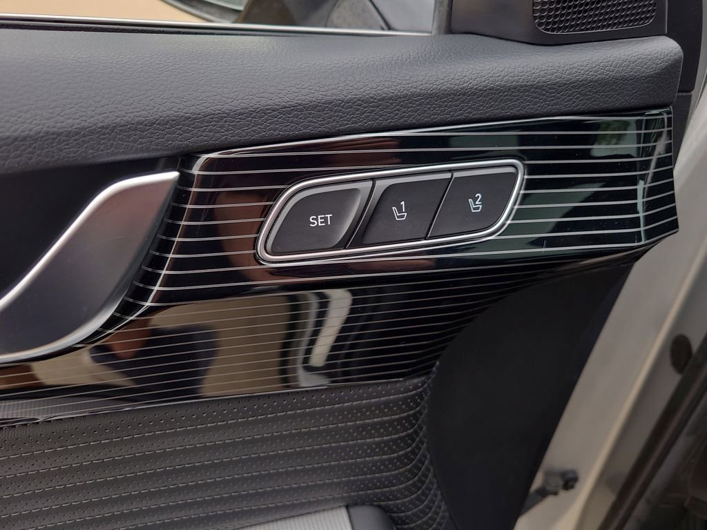 Used 2024 Hyundai Palisade Calligraphy FWD image 19