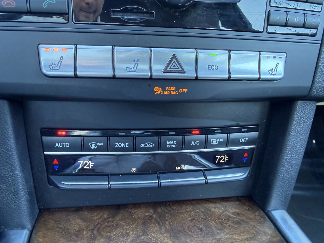 Used 2015 Mercedes-Benz E 350 E 350 4MATIC AWD 4dr Wagon w/ Premium 1 Package image 29