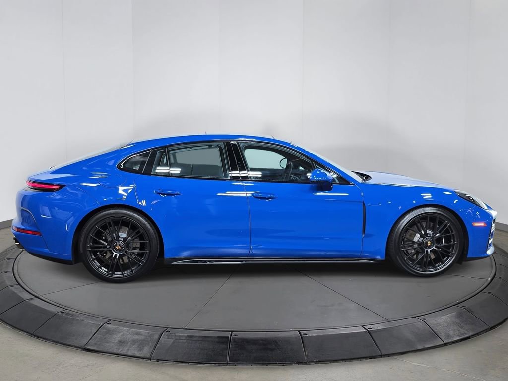 Certified 2025 Porsche Panamera GTS image 8