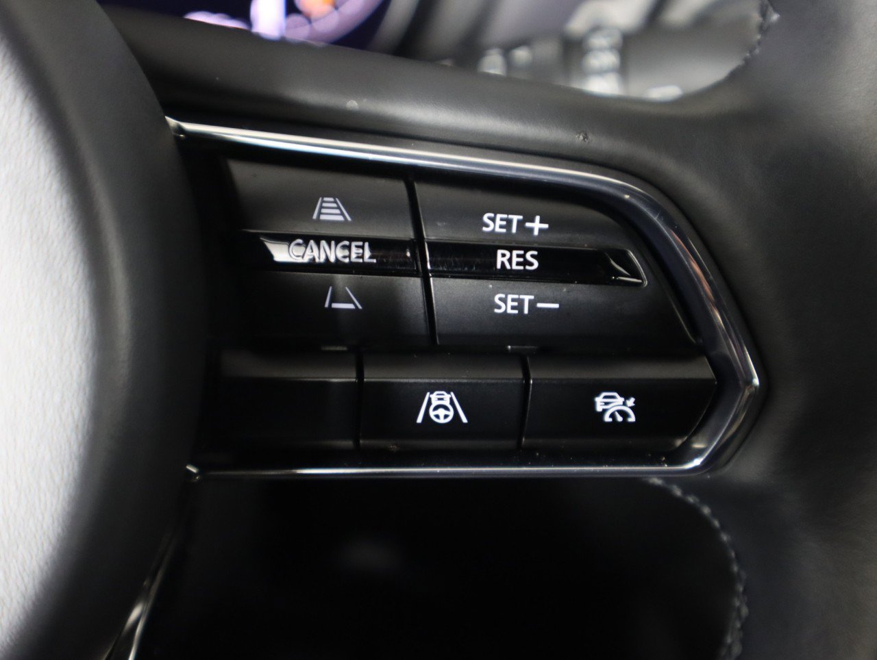 Used 2025 MAZDA CX-90 Plug-In Hybrid w/ Premium Plus image 23