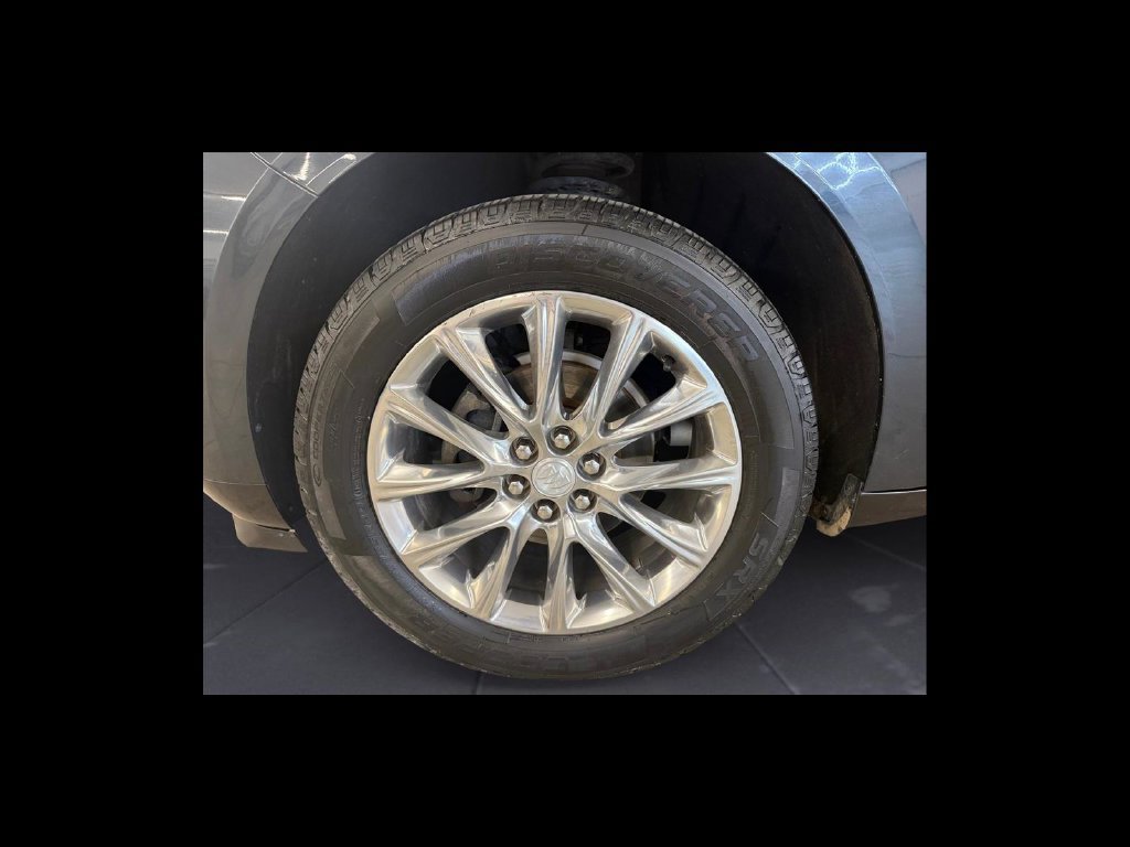 Used 2019 Buick Enclave Premium w/ Experience Buick Package FWD image 10