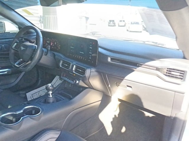 Used 2024 Ford Mustang GT Premium image 30
