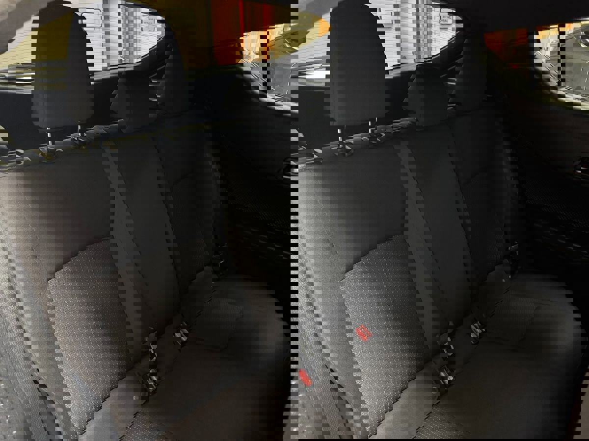 Used 2018 Toyota C-HR XLE image 44