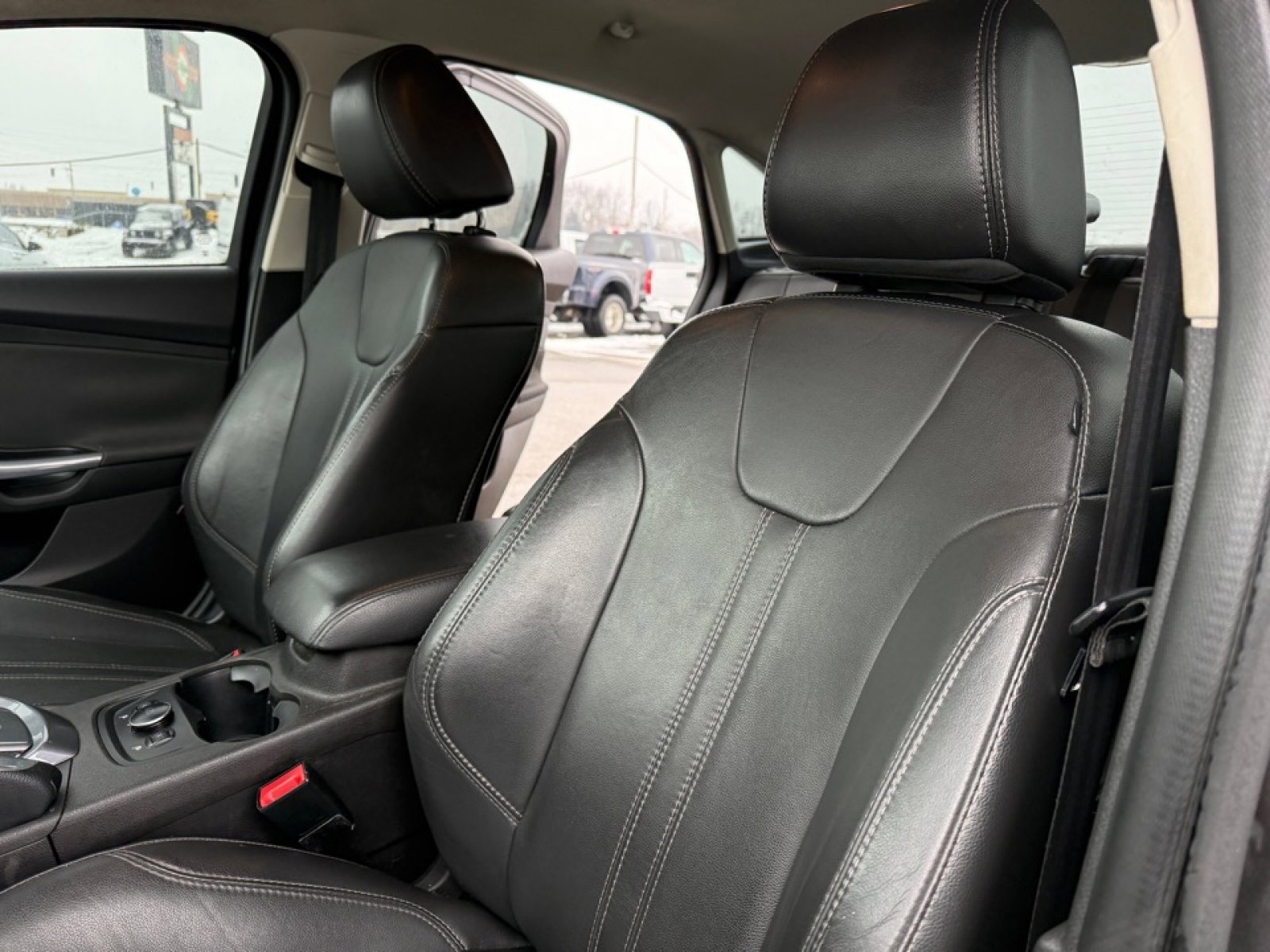 Used 2013 Ford Focus Titanium image 16