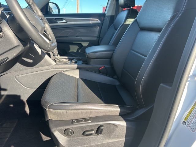 Used 2022 Volkswagen Atlas SEL image 11