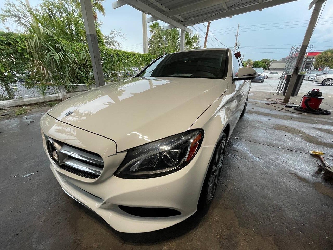 Used 2018 Mercedes-Benz C 300 4MATIC Sedan w/ Premium Package image 3