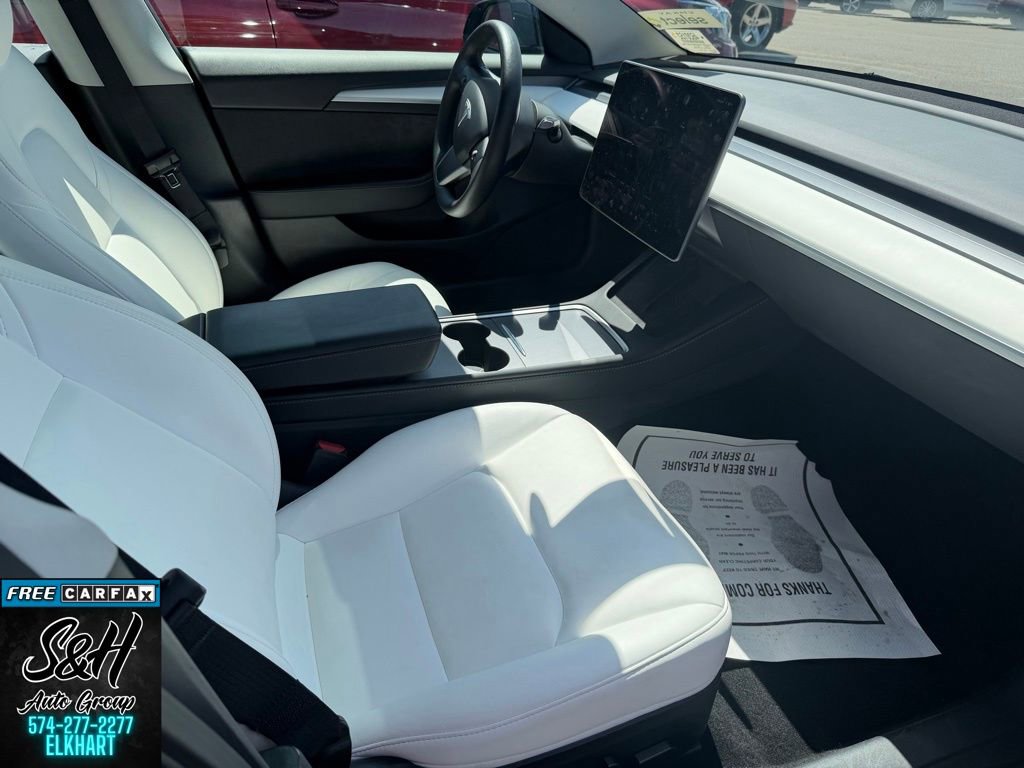 Used 2022 Tesla Model 3 Long Range AWD/4WD image 9