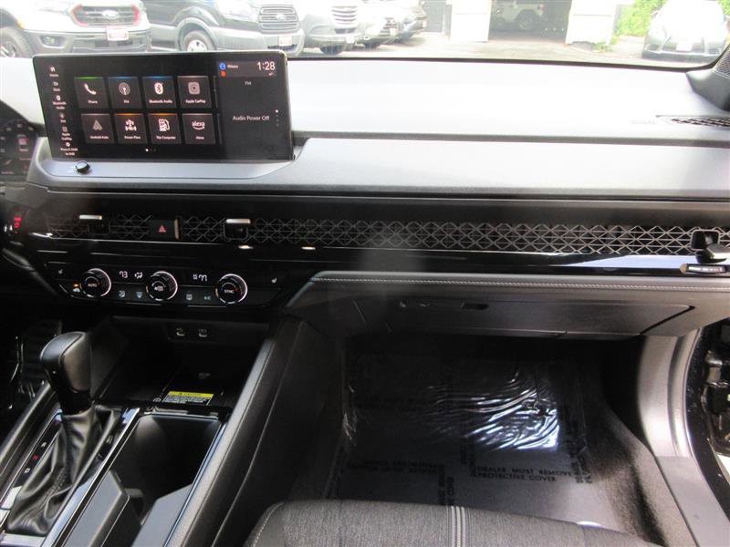 Used 2025 Honda Accord Sport image 31