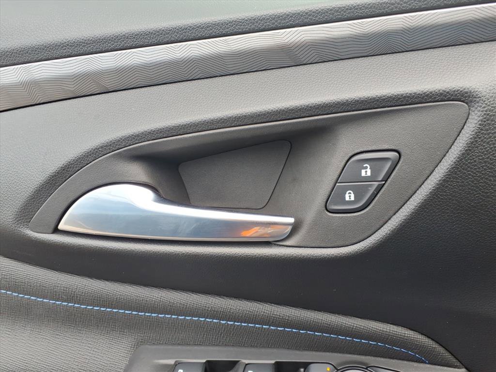 Used 2025 Buick Envista Sport Touring FWD image 15