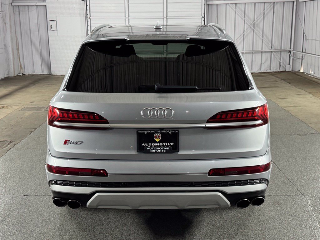 Used 2022 Audi SQ7 Premium Plus w/ SQ7 Executive Package AWD/4WD image 11