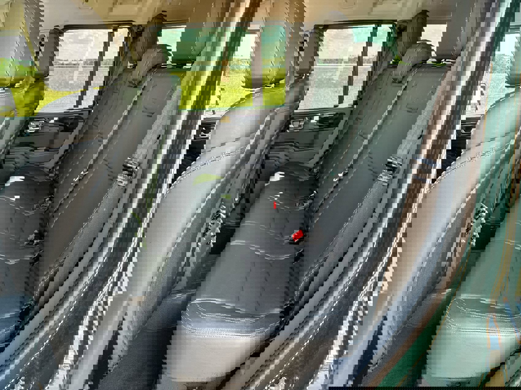 Used 2024 INEOS Grenadier Fieldmaster Edition image 23