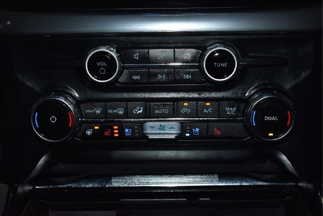 Used 2023 Ford F150 Lariat w/ Equipment Group 502A High AWD/4WD image 30