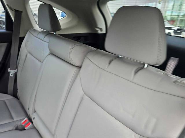 Used 2016 Honda CR-V EX-L image 18