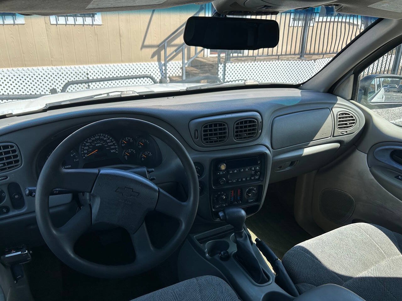 Used 2004 Chevrolet TrailBlazer 4WD w/ LS Preferred Equipment Group image 11