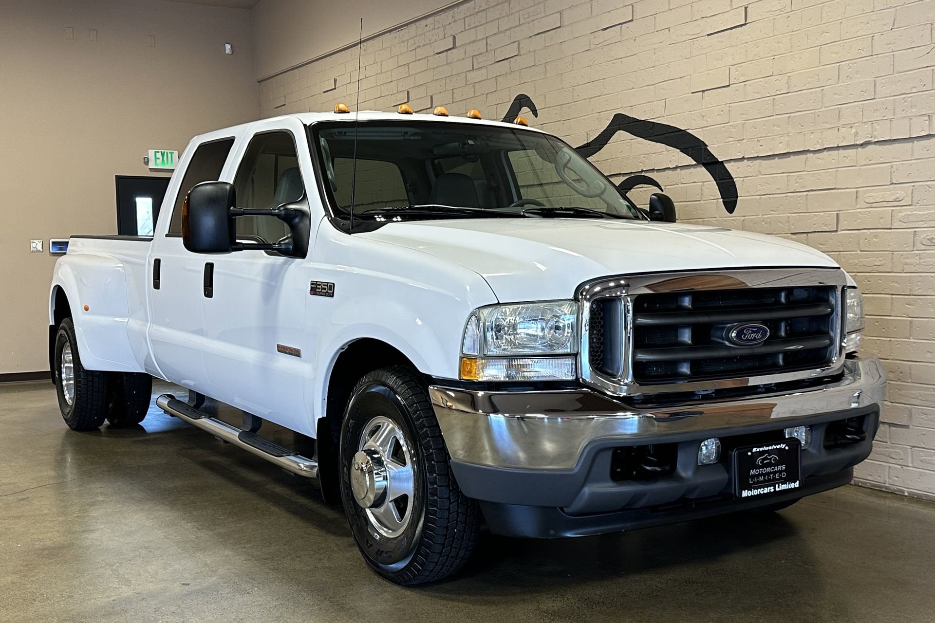 Used 2003 Ford F350 2WD Crew Cab DRW Super Duty image 14