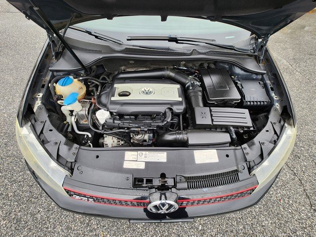 Used 2013 Volkswagen Golf 4-Door image 26