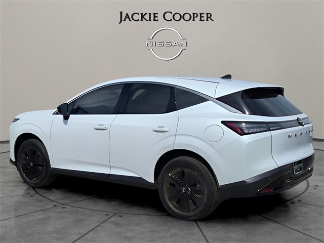 Certified 2025 Nissan Murano SV image 3