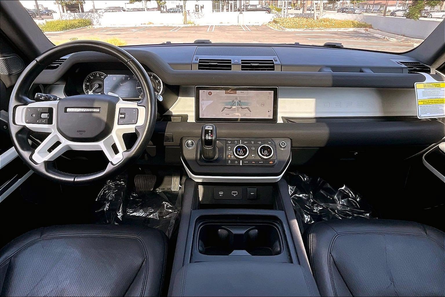 Used 2023 Land Rover Defender 110 SE AWD/4WD image 15