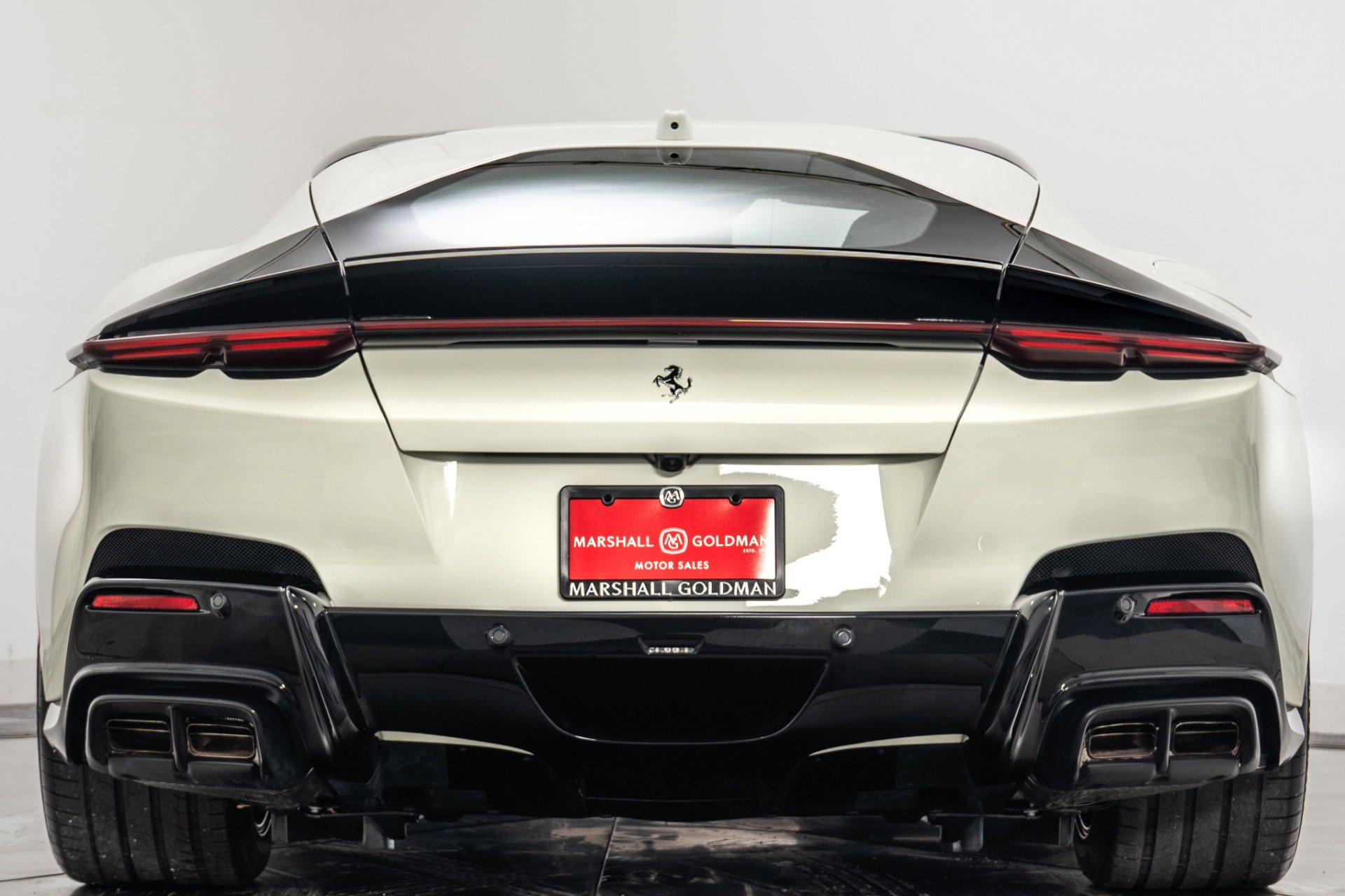 Used 2025 Ferrari 12Cilindri image 8