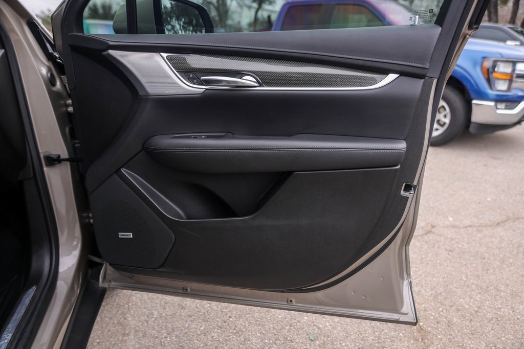 Used 2022 Cadillac XT5 Sportv w/ Technology Package image 30