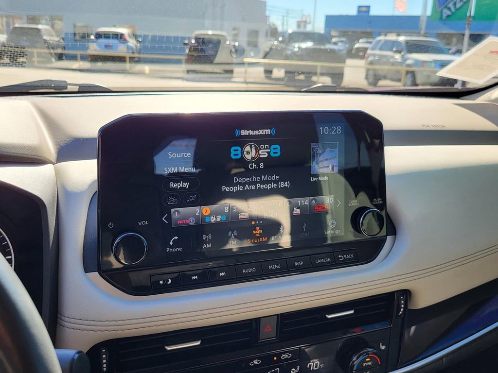 Used 2023 Nissan Rogue SL w/ SL Premium Package image 27