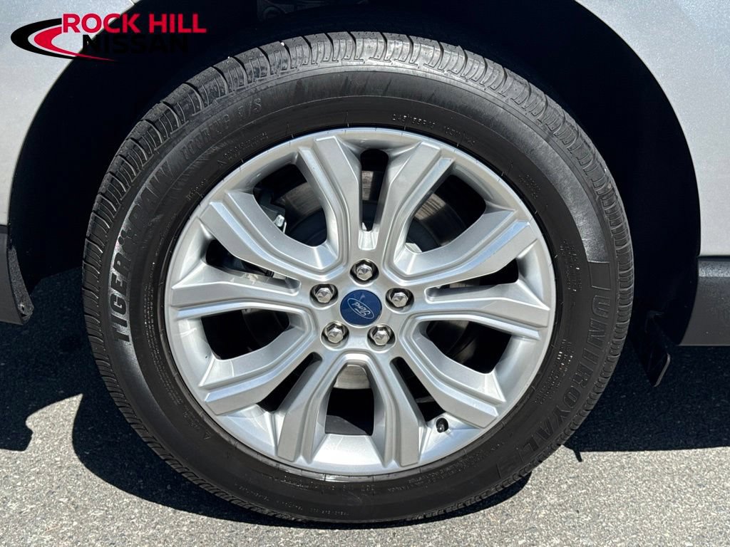 Used 2022 Ford Edge Titanium AWD/4WD image 10