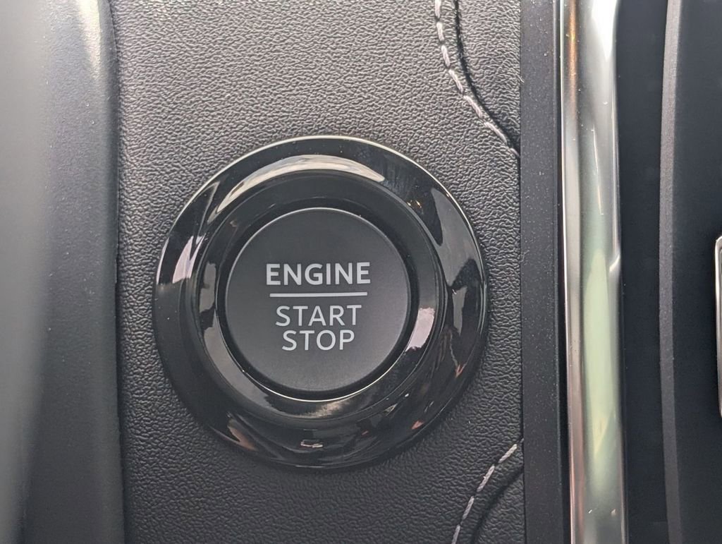 New 2025 Ford Expedition Platinum w/ Stealth Performance Package image 41