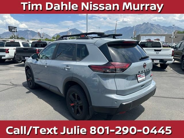 Used 2025 Nissan Rogue SV AWD/4WD image 8