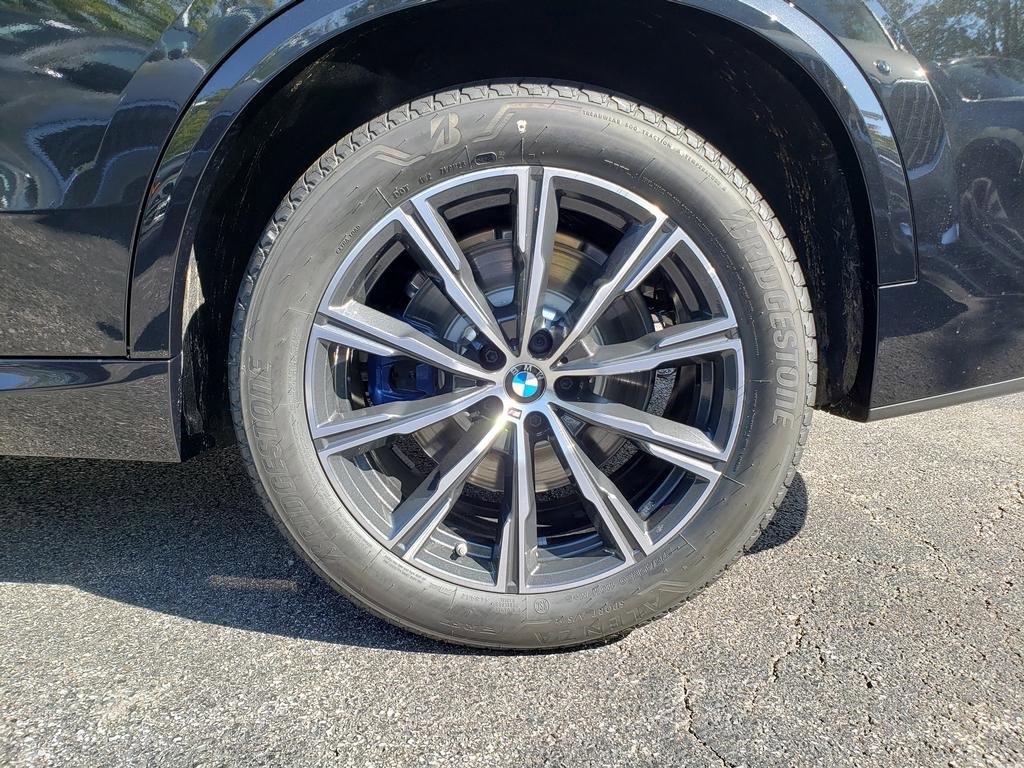 New 2026 BMW X5 M60i image 12