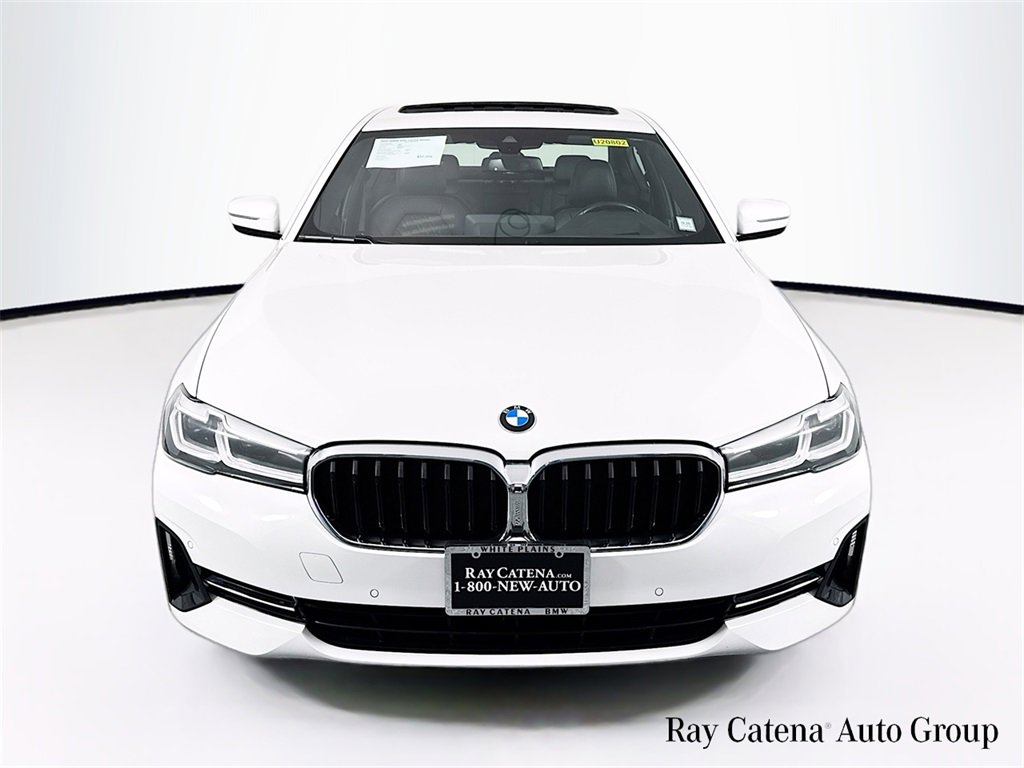 Certified 2022 BMW 530i xDrive w/ Premium Package image 2