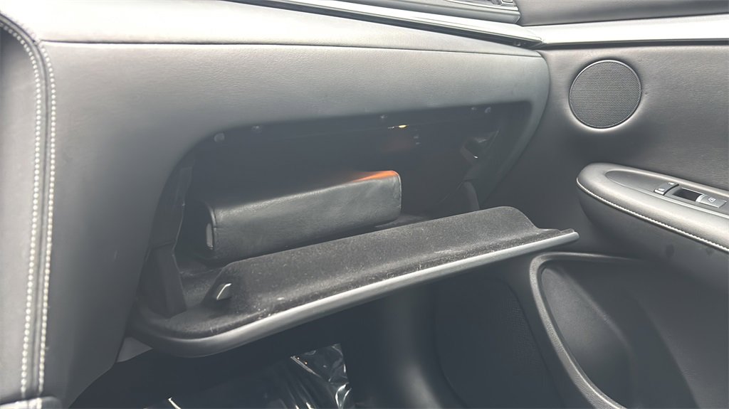 Used 2019 INFINITI QX50 Essential w/ Premium Heat Package image 31