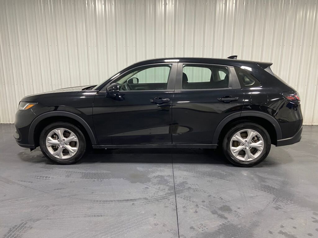 Used 2025 Honda HR-V LX image 4