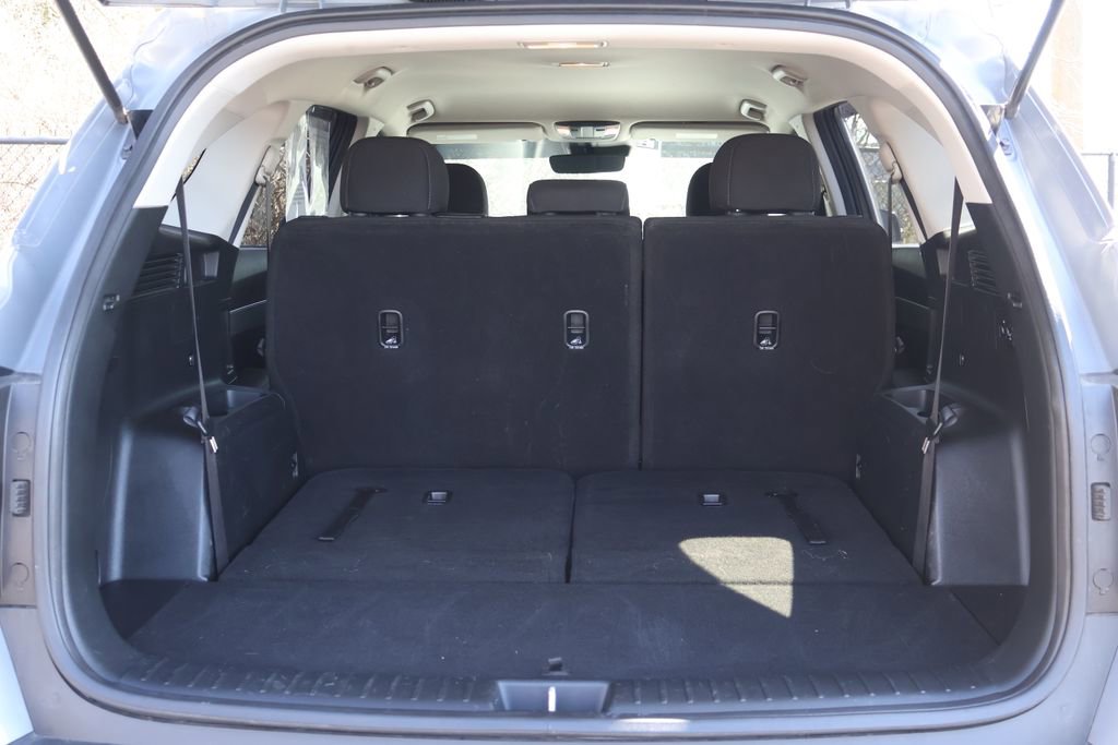 Used 2022 Kia Sorento LX image 47