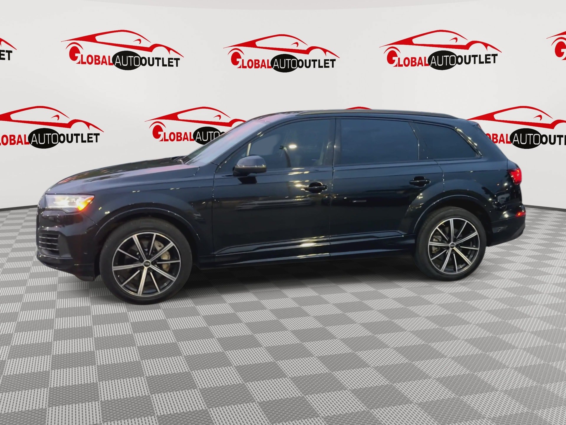 Used 2023 Audi Q7 3.0T Premium Plus AWD/4WD image 5