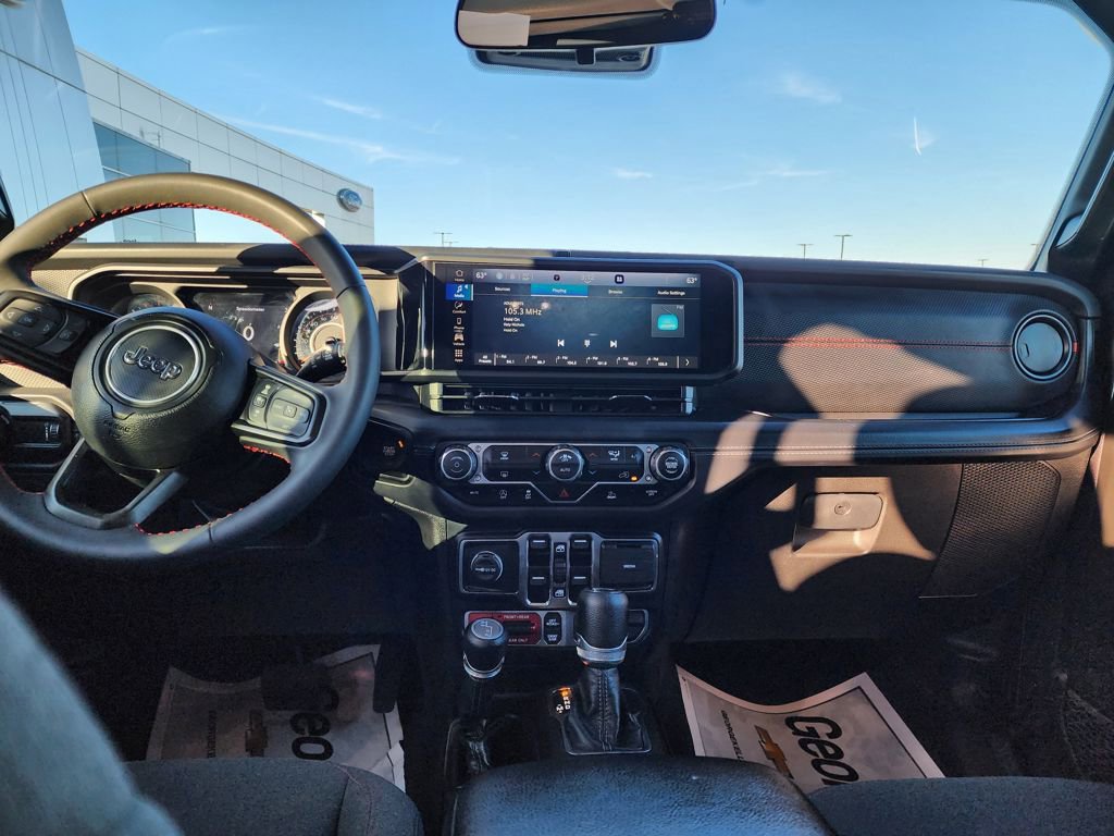 Used 2024 Jeep Wrangler Unlimited Rubicon w/ XTREMEE 35" Tire Package image 10