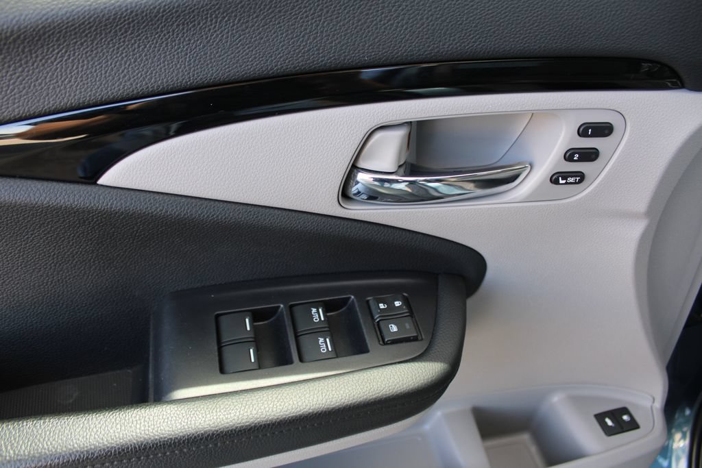 Used 2019 Honda Pilot Elite image 24