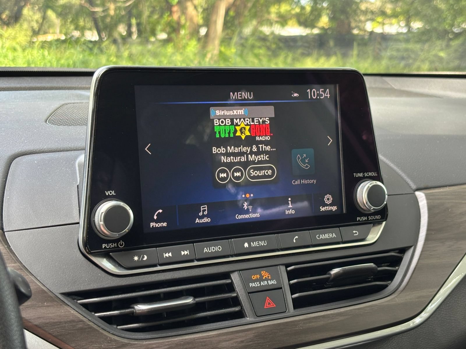 Used 2025 Nissan Altima 2.5 SV FWD image 16
