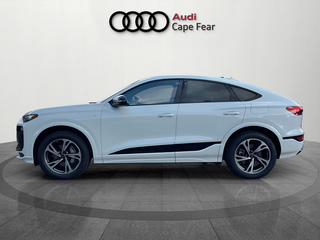 New 2027 Audi Q6 e-tron Premium Plus AWD/4WD image 2