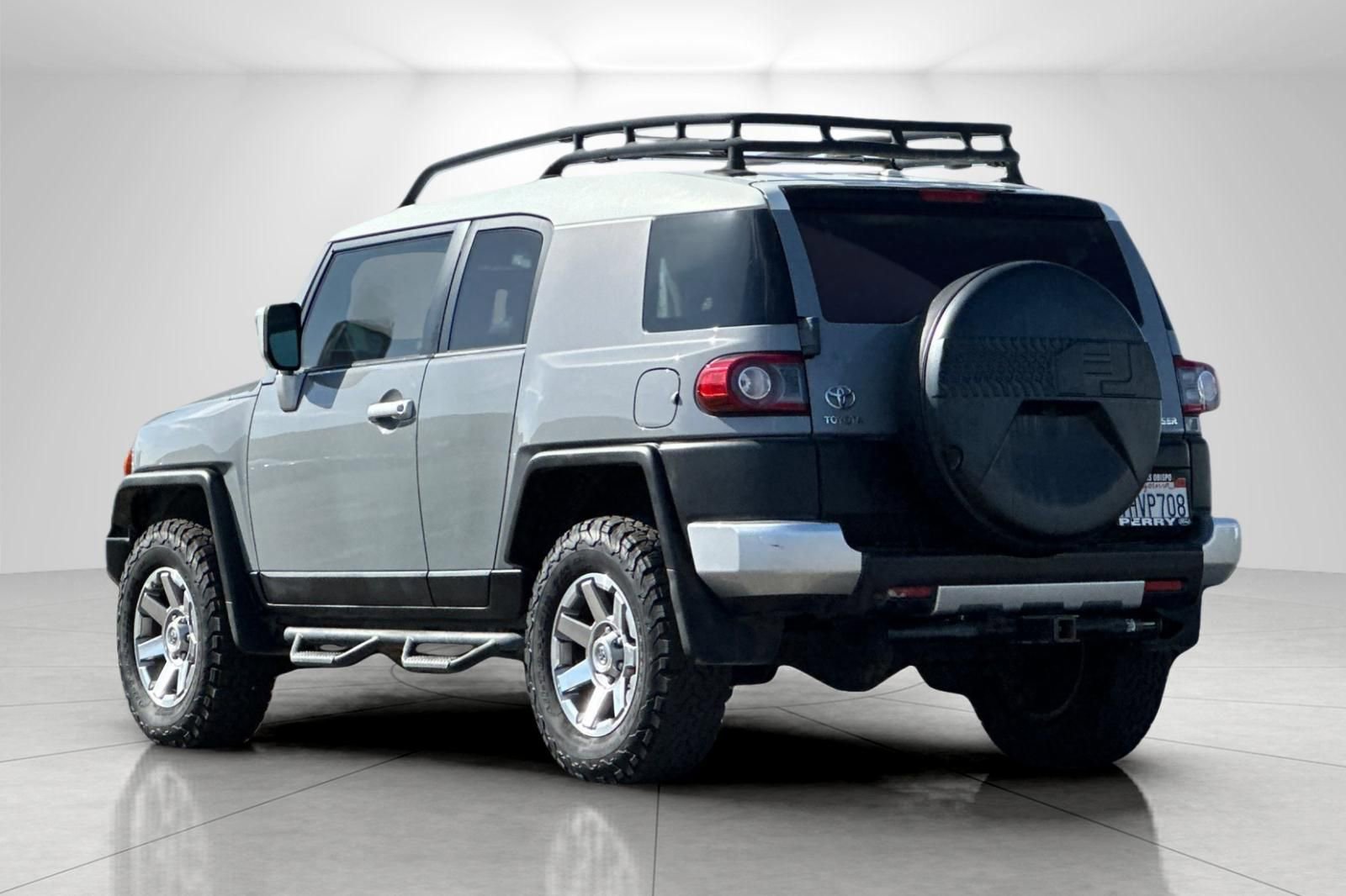 Used 2014 Toyota FJ Cruiser 4WD w/ Convenience Package image 5